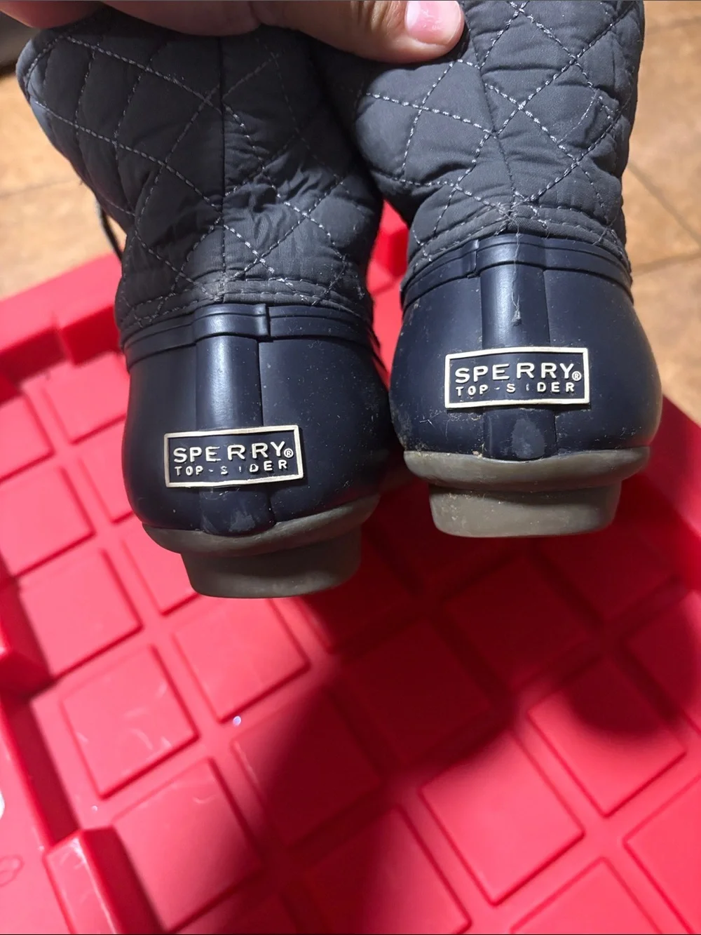 Sperry quilted upper
